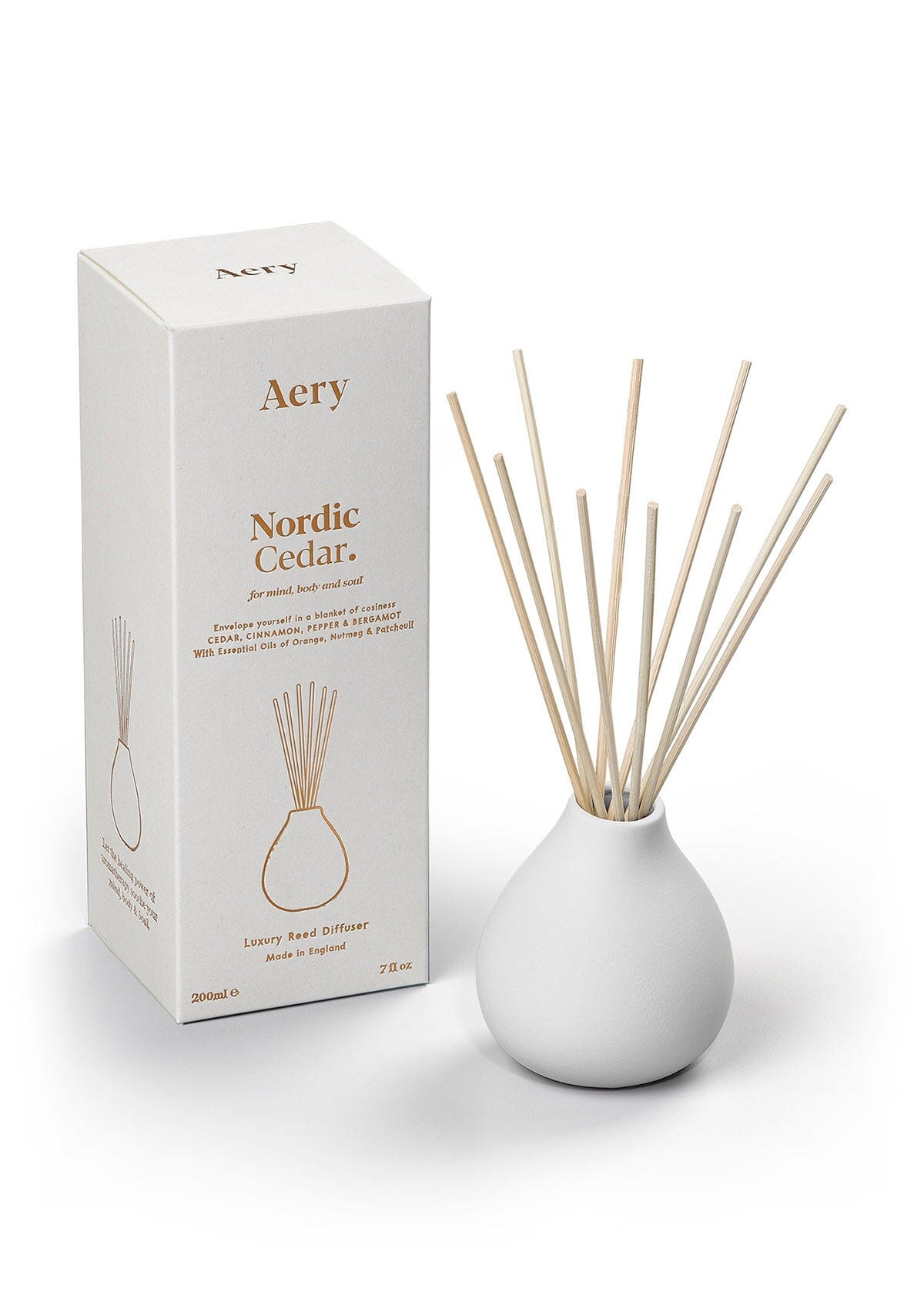 white Nordic Cedar diffuser with product packaging by Aery 