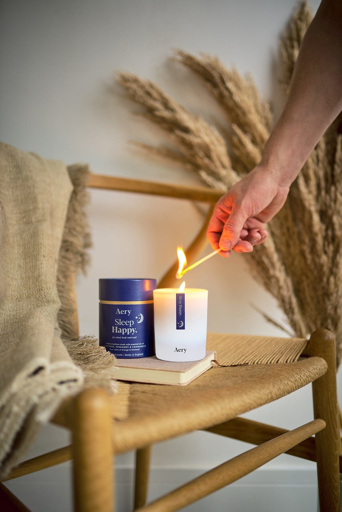 Sleep Happy Scented Candle - Lavender Bergamot and Chamomile